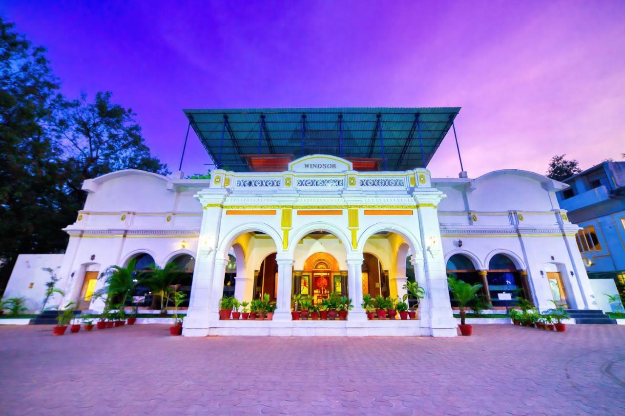 Hotel Windsor Castle Salem Exterior foto